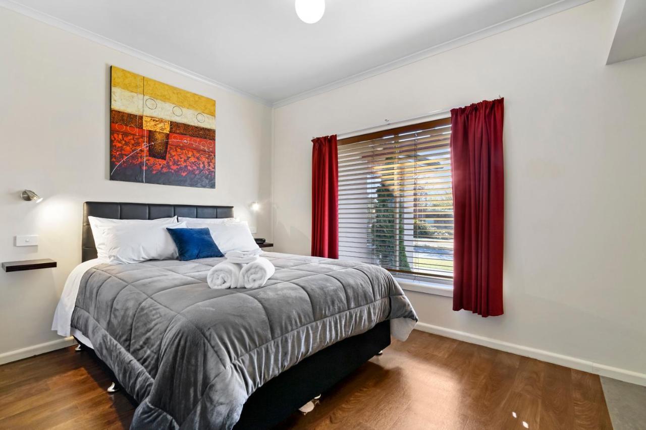 Short Stays Gippsland Trafalgar מראה חיצוני תמונה